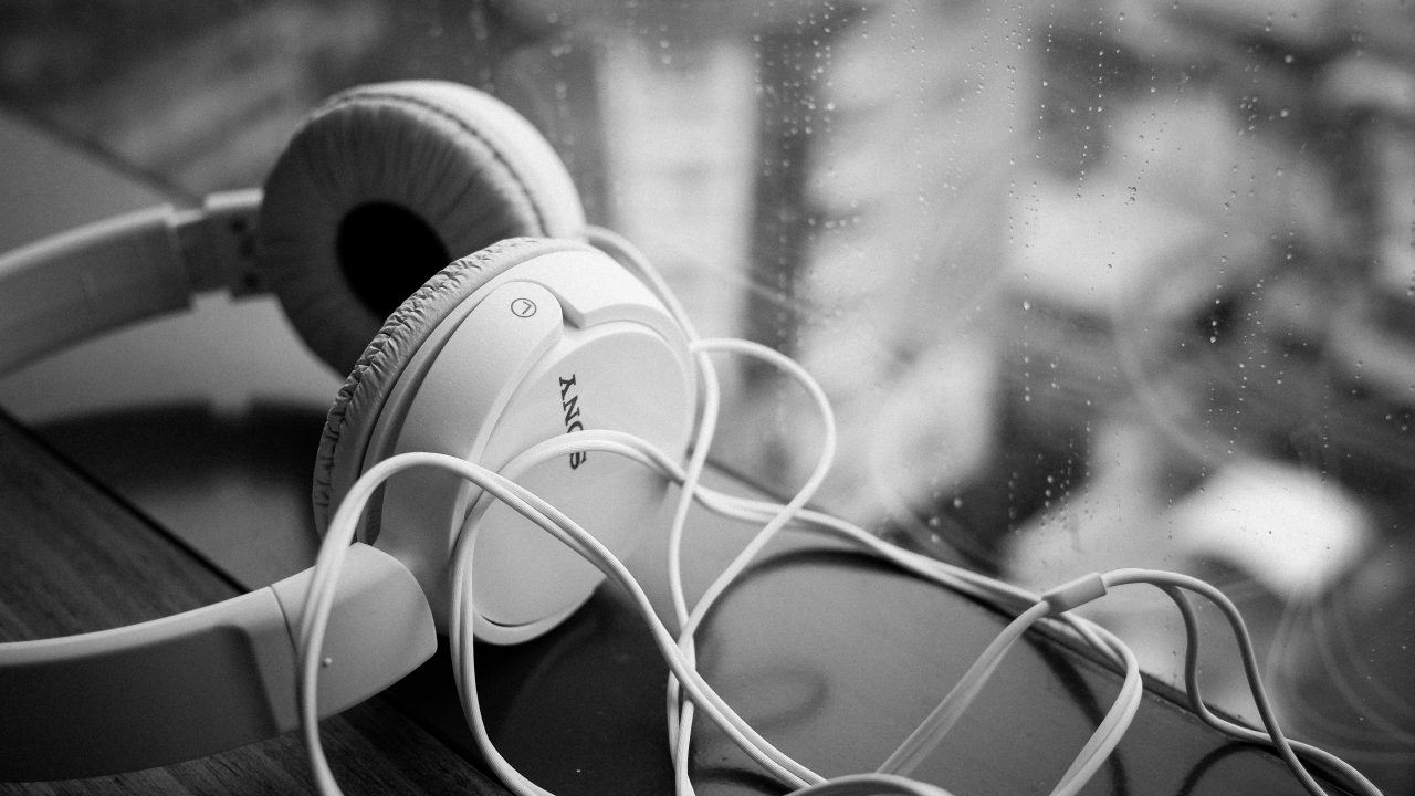 A zenehallgatás új minimalizmusa